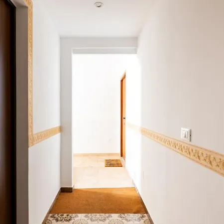 Lägenhet La Casa Di Nunu E Iole Quartu SantʼElena